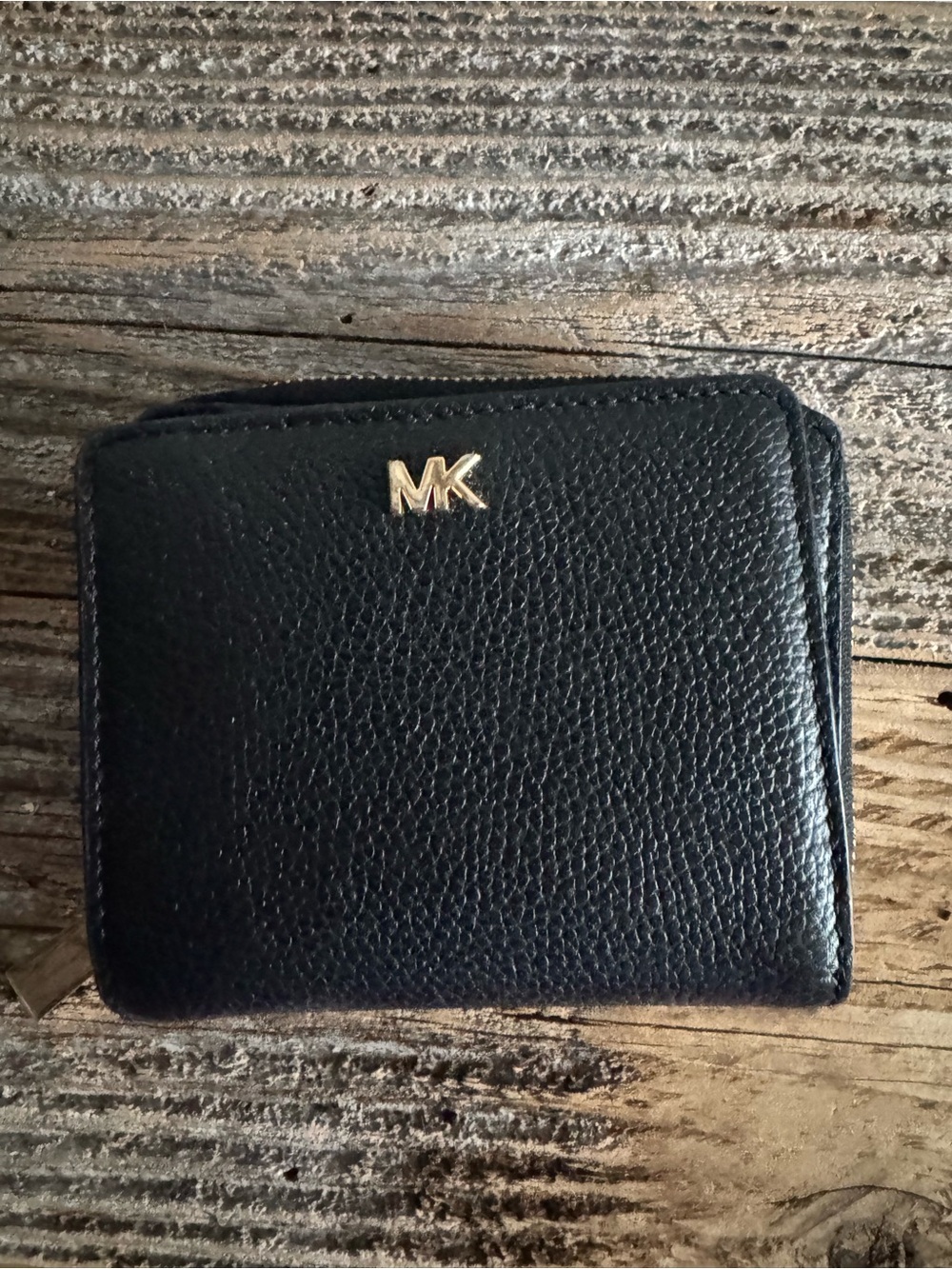 USED-Women’s Michael Kors Black Leather Bifold Wallet
